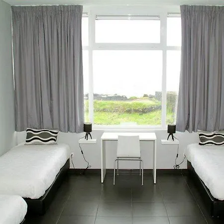 Hostel De Juventude De - Acores *